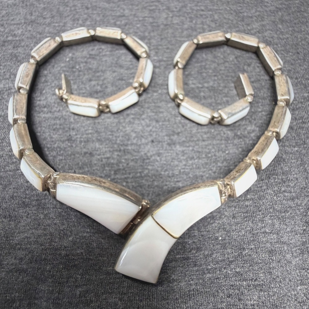 Taxco Necklace 950 Silver White Mother of Pearl Vintage Modernist 16 Inch